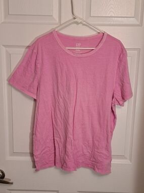 GAP Pink Short-Sleeve Crewneck Tee